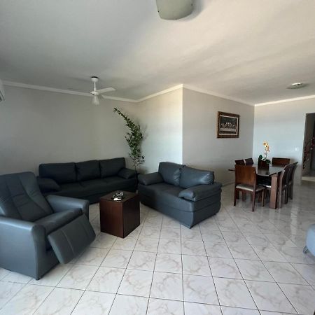 Apartamento Guilhermina De Frente Para O Mar プライア・グランデ エクステリア 写真