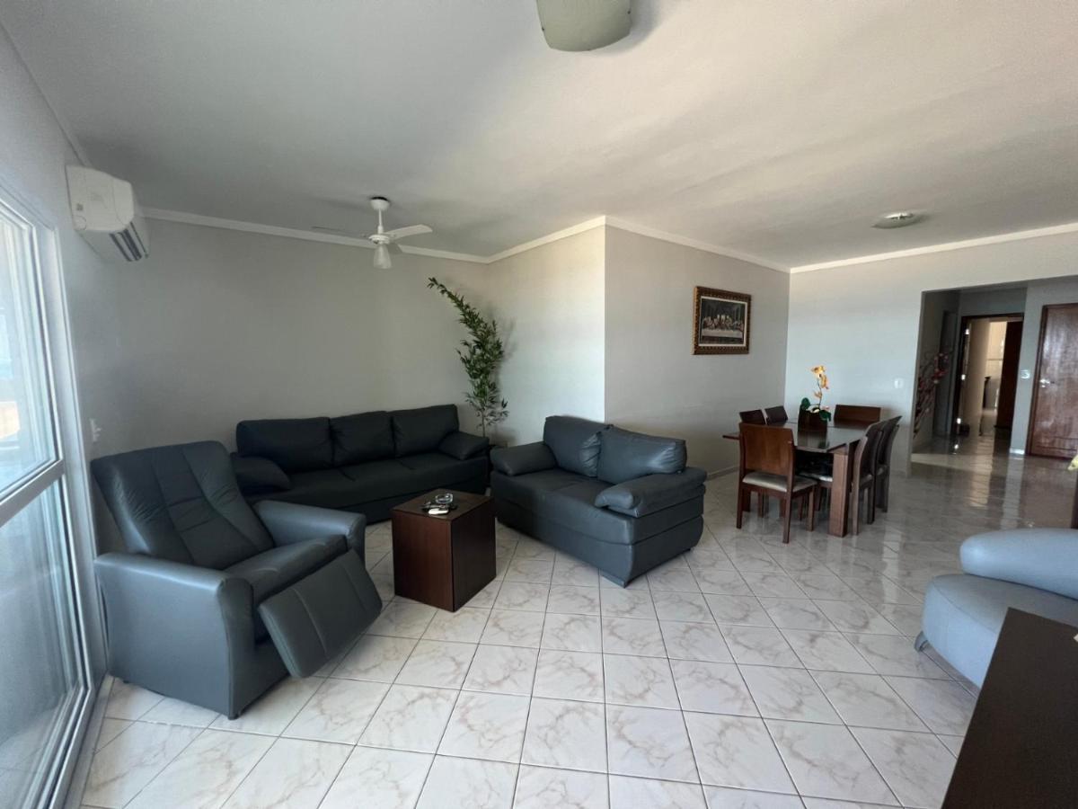 Apartamento Guilhermina De Frente Para O Mar プライア・グランデ エクステリア 写真